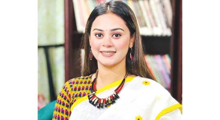 কিংবদন্তীদের গান তিন্নির কণ্ঠে